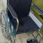 عربيات كبار السن وذوي الاحتياجات الخاصة