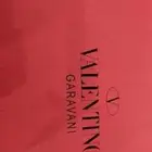 براندات شنط وجزم عالميه جديدة