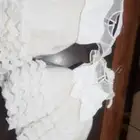 للبيع فساتين بنتي عمر سنتين واربع