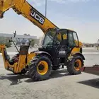 فوركلفت وكرينات وسيزرلفت تلهندر GCB مان لفت للايجار الشهري