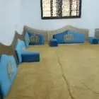 مساند ضهر نضيفه ولا يوجد بها شي