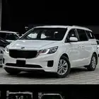 للبيع فان عائلي كياء كرنفال موديل 2016