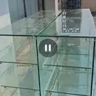 فترينات محل عطور .صيدليات