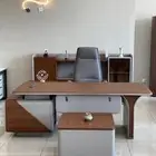 طقم مكتب مع دولاب خلفي مع طاولة شاي كبير مع طاولة شاي صغير ج