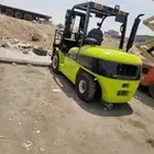 رافعه شوكية فوكلفت للايجار