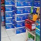 يوجد لدينا جميع انواع البطاريات وماء لديترات