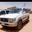 للبيع جيب جكس ار97الموترنضيف كفوو00لامانع بدل ددسن