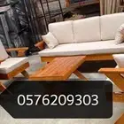 في كراسي حديد جلسه خشب وطني كله صيني بلاستيك فيه ابغى توصل