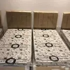 سراير خشب عرض عليه