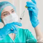ممرضات وممرضين ومرافقين بالمنزل والمستشفى