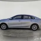 كيا اوبتيما للايجار الشهري