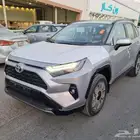 عرض اليوم تويوتا راف فور XLE هايبرد 2.5 موديل 2025 ب 126900