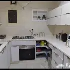 مطبخ للبيع وكراسي حديد للبيع