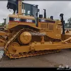 للبيع بلدوزر D8R موديل 2018 نضافه عاليه وعلي الفحص