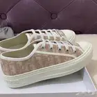 حذاجديد اصلي فرنسوي بالضمان مقاس 37