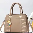 عاجل للبيع حقيبةيدنسائيةجلدجديدةبأكياسهامستعجل ضروري البيع