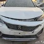 بيجو 5008 موديل 2019 مصدوم بسيط شغال