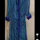 فستان للبيع