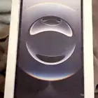 iPhone 16e لون ابيض 128GB