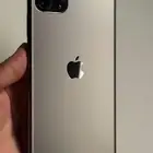 ايفون 11 برو ماكس نظيف