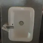 مغسلة رخام بحاله ممتازة ب300 ريال