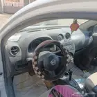للبيع نيسان صني الشكل الجديد مرشوش علا شان الفحص الحد 2012