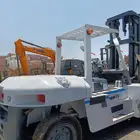 تاجير روافع شوكيه فركلفت وكرينات شهري يومي مشاوير
