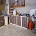 مطبخ كامل وسرير وكمدينة وتسريحة فقط