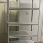 رفوف حديد