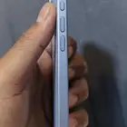 للبيع iPhone 17