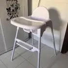 كرسي طعام للأطفال