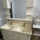 غرفة نوم ومطبخ وغرفة أطفال