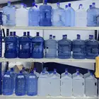 قوارير ماء شرب معدنيه