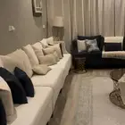 كنب نظيف وموديل جديد خالي من العيوب