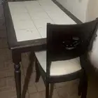 طاولة طعام