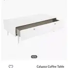 طاولة بيضاء للبيع