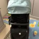 عربة اطفال مامز اند بابز للطيارة