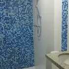 بلاط فسيفساء 30 30 ينفع خلف المغسله او الشاور