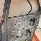 باب يمين خلفي