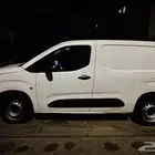 بيجو بارتنر 2023