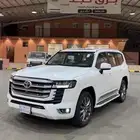 لاندكروزر 2024 رقم 4 بنزين ماشي 28 الف