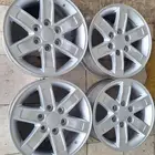 جنوط يوكن صيني نظيف مقاس 17. مرشوش فضي