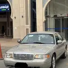 للبيع فورد كروان فاكتوريا 2011 فل كامل