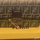 شنطة نسائية فيندي مع اسوارة و خاتم و سلسال و حلق فيندي