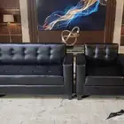 كنب جلد مكتبي مريحه و نظيفه وفي توصيل نفسو يوم الطلب