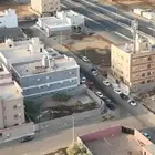 ارض سكنية في حي الحمدانية مسورة على شارعين