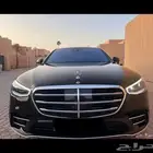للبيع مرسيدس 2023 s500 اسود نظيف جدا