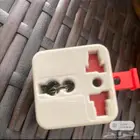 كوابل وشواحن وكاميرا