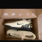 مستلزمات رجاله احذيه