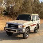 مطلوب جيب ربع من 10 إلى 16 أبيض